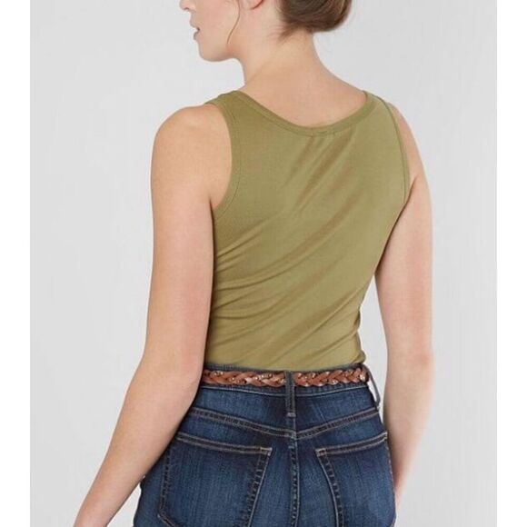 🐿️ Buckle Exclusive Gimmicks Shirred Ribbed Tank In Olive Green Size XS - Picture 10 of 10